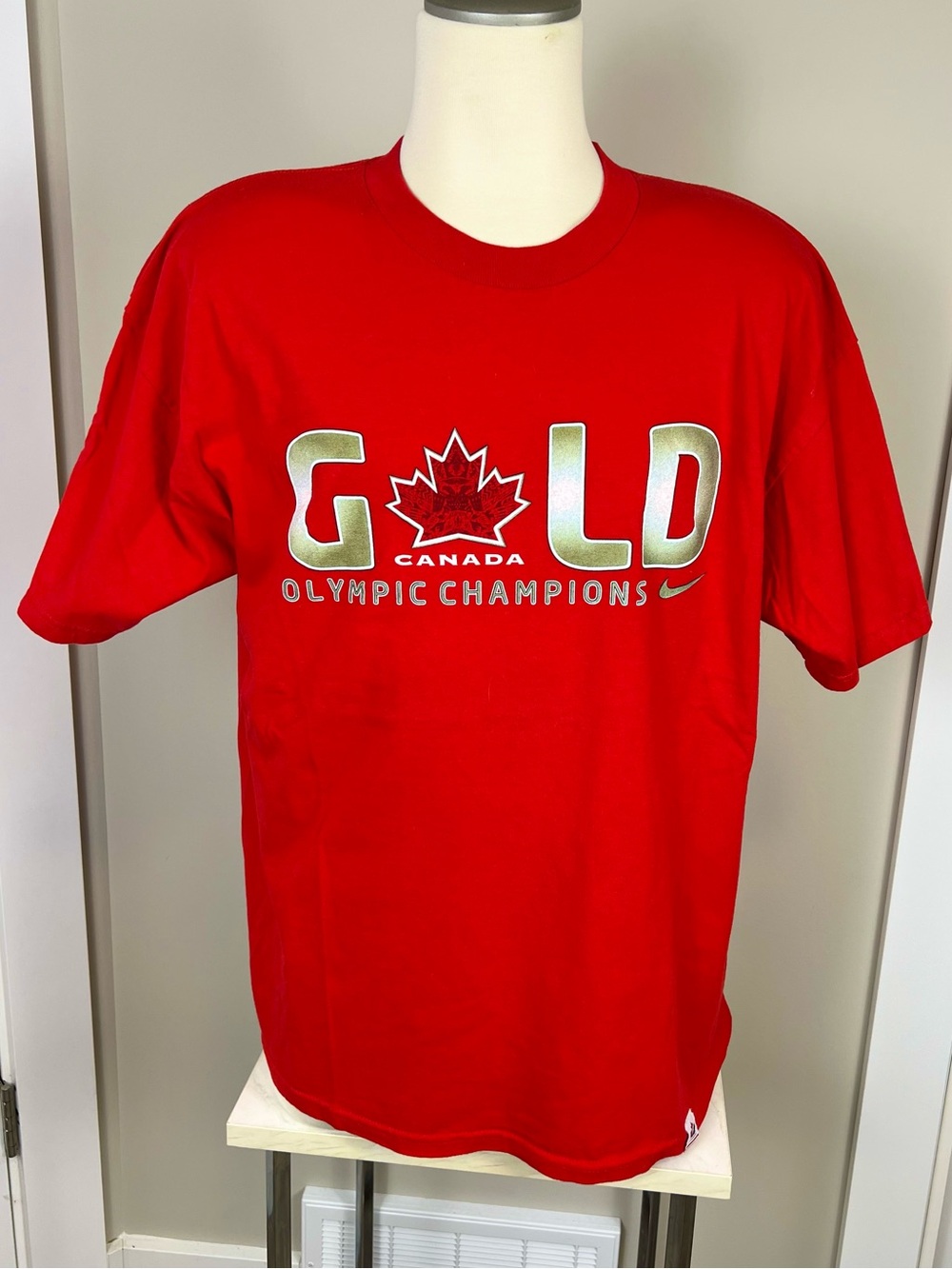 Nike Red 'GOLD Olympic Champions' Short Sleeve Tee